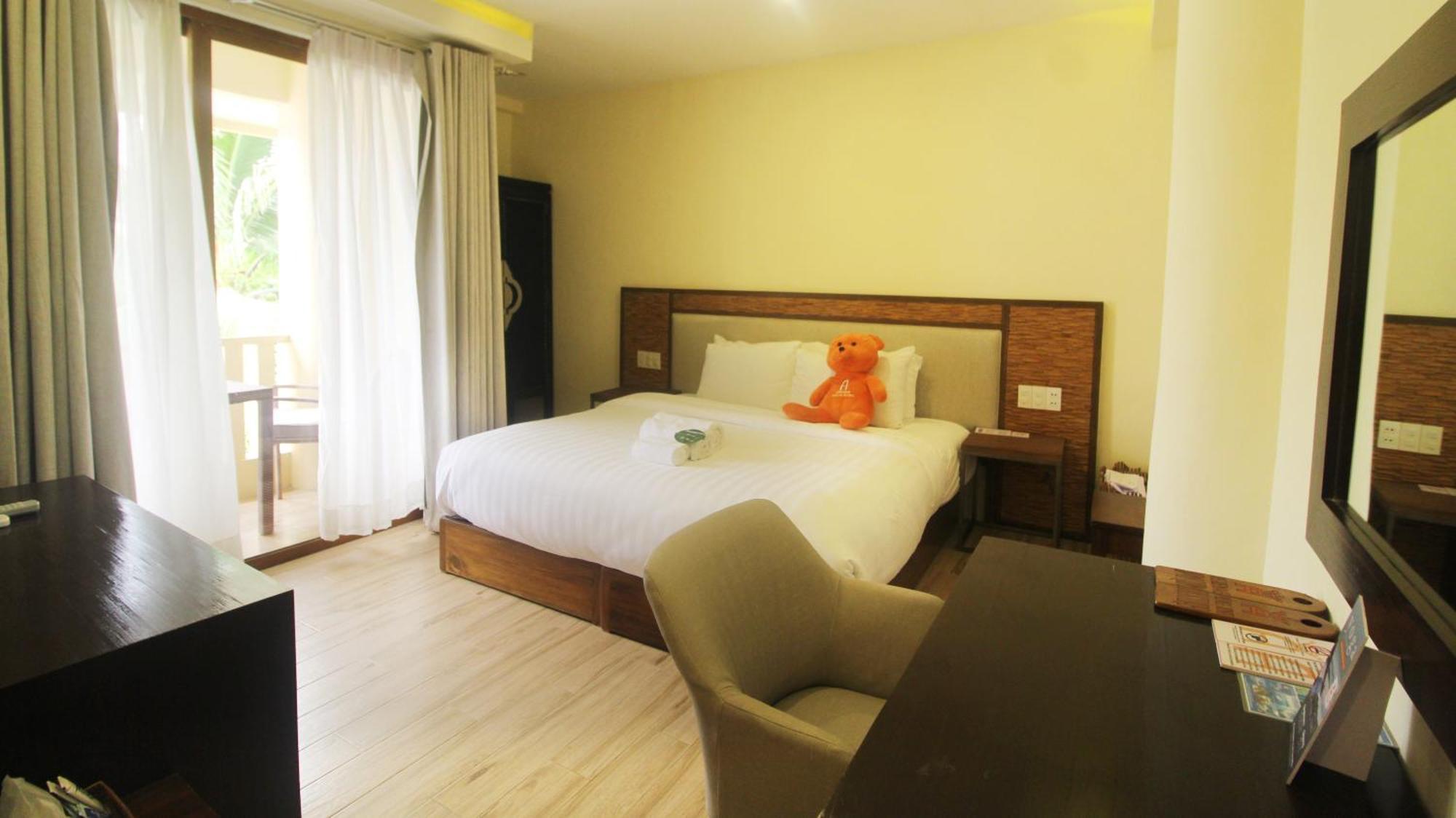 Ambassador In Paradise Resort 5*